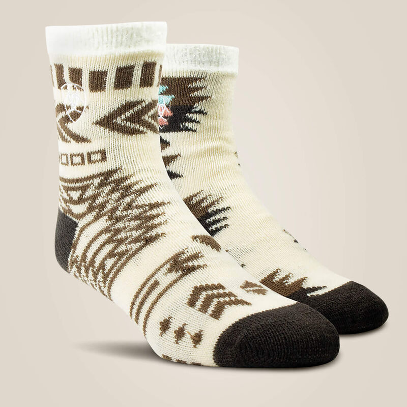 Alo/ Veja for the win #socks #alo #veja #alosweatsuit #diamondring #al