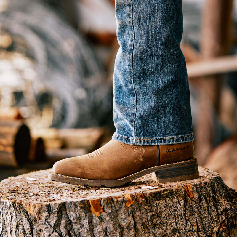 The 9 Most Stylish Men's Casual Boots to Wear with Jeans