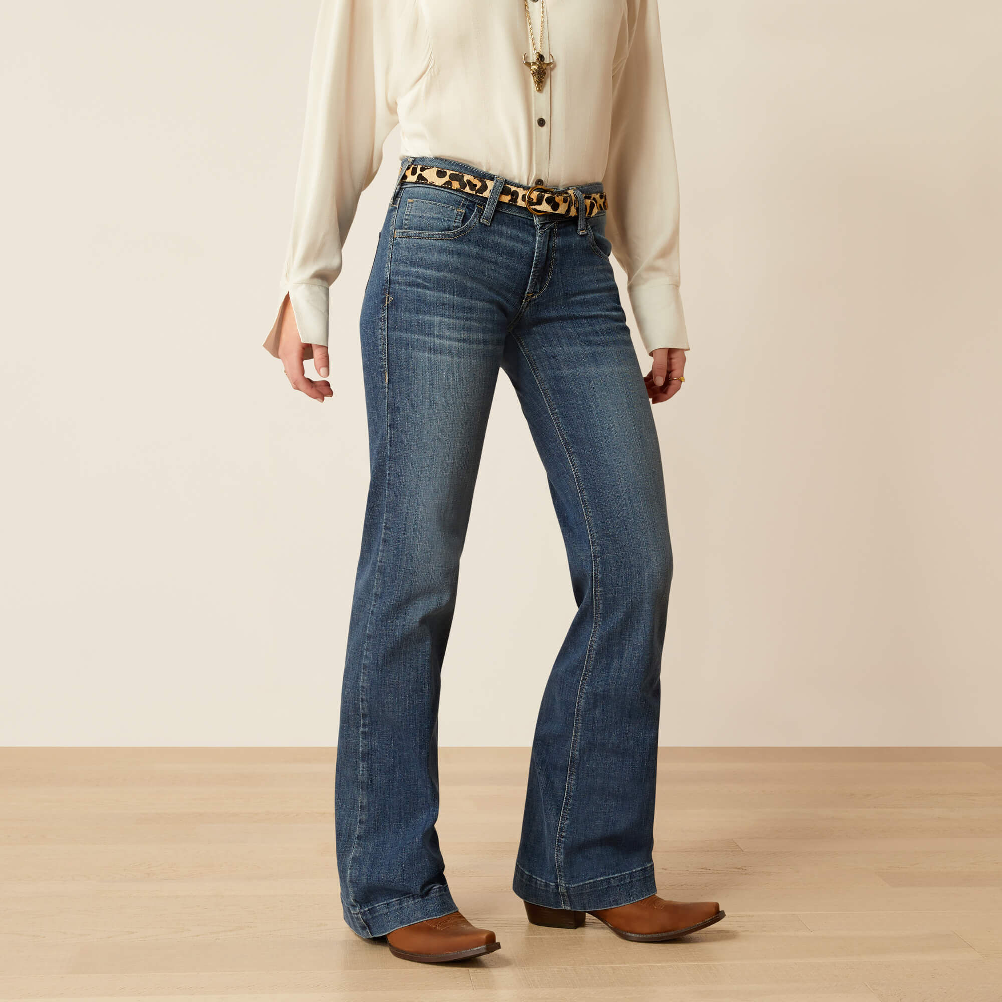 Mid Rise Olivia Trouser Jeans