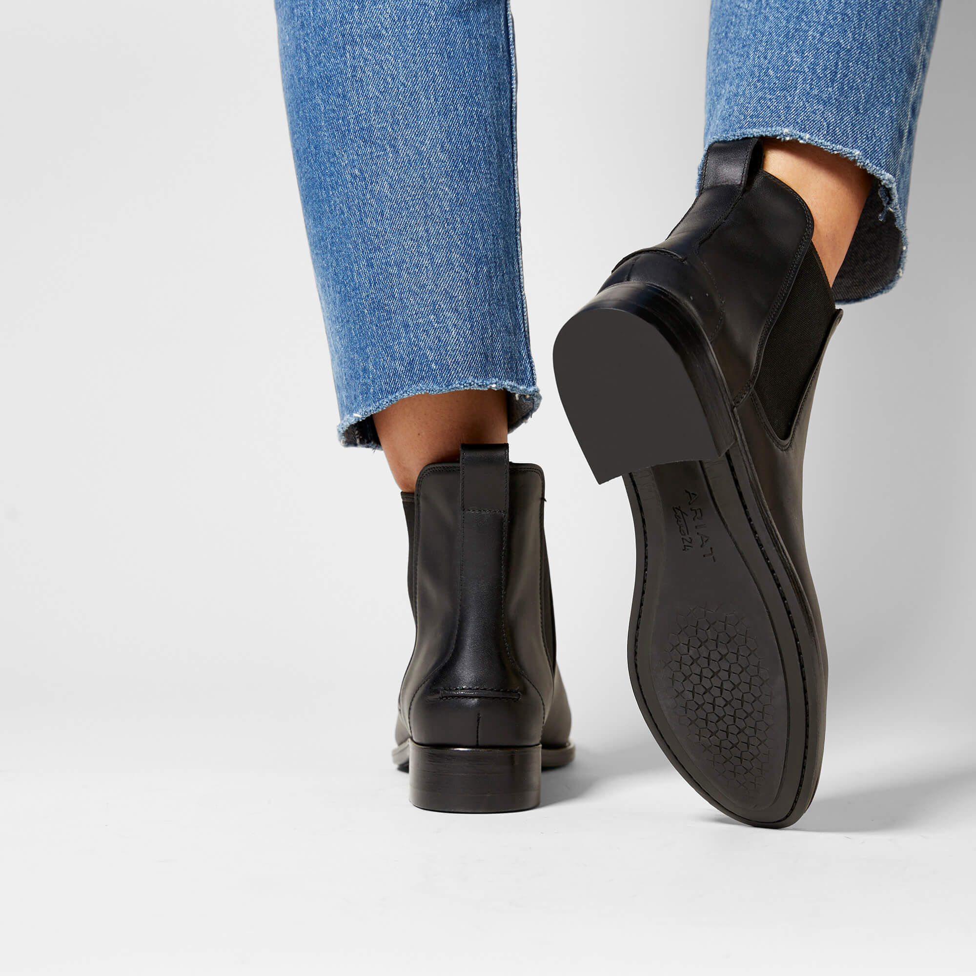 A Modern Women's Leather Chelsea Boot 