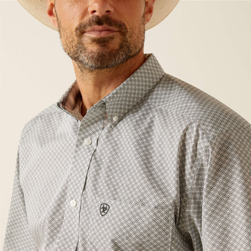 Wrinkle Free Bear Classic Fit Shirt